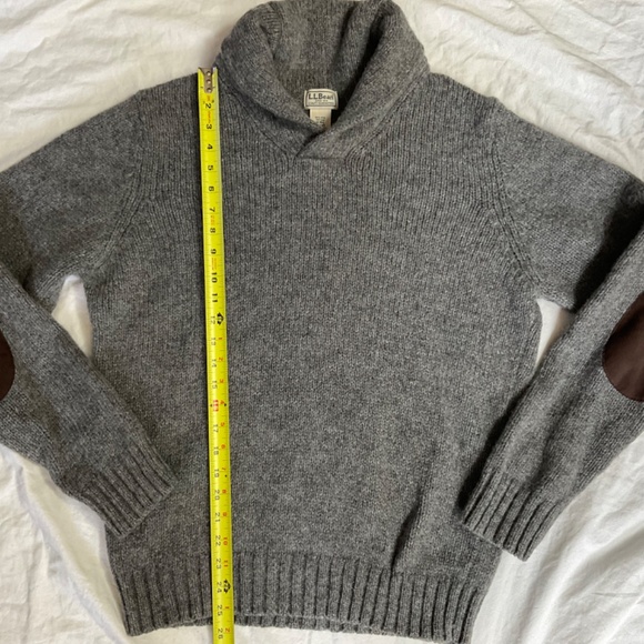 Men’s Medium Cowl Neck 100% Shetland Wool Sweater in Heather Grey by L.L.Bean - Picture 3 of 9
